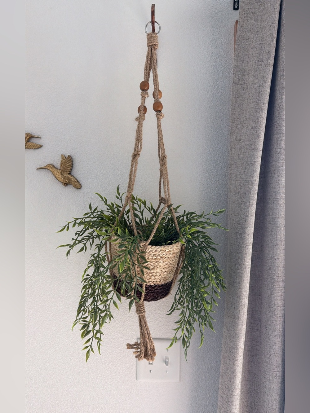 Boho Cottage Decor Set: Macrame & Rope Plant Hangers, Woven Basket & Beads - Picture 5 of 5